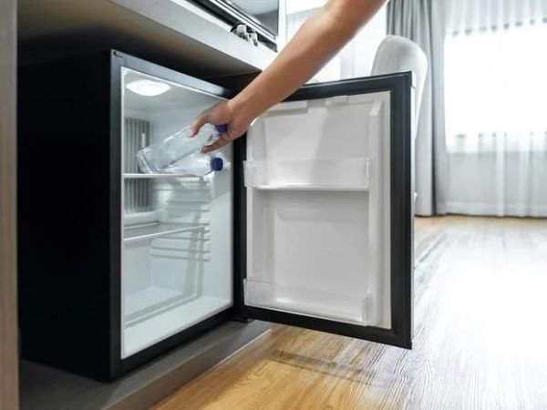 Best-Mini-Refrigerator-With-Icemaker Best Mini Refrigerator With Icemaker