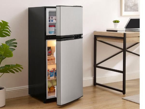 How-To-Select-The-Best-Mini-Refrigerator-With-An-Icemaker-2 Best Mini Refrigerator With Icemaker