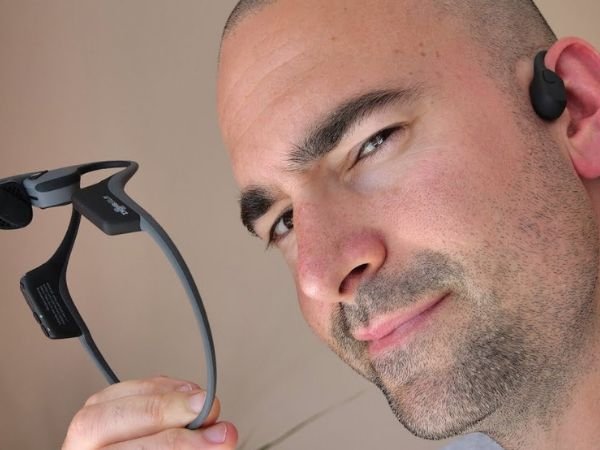 Untitled-design-2023-05-27T153632.267 How To Wear Aftershokz Headphones [2023]