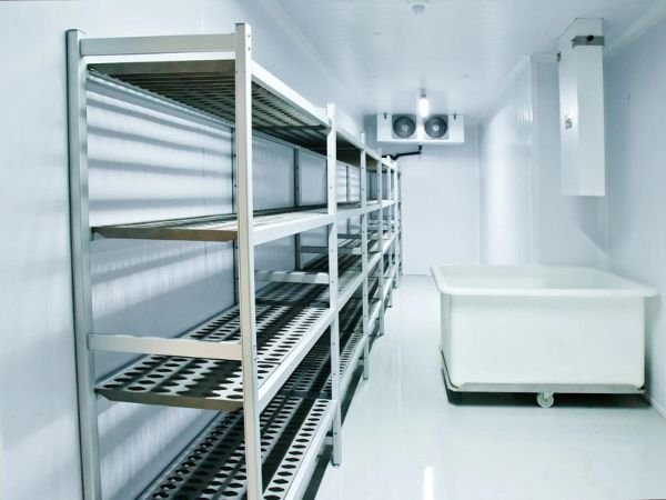 What Are The Minimum Footcandles For A Walk In Refrigerator?