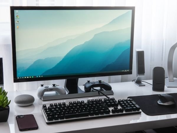 What Is The Basic Building Blocks Of Any Computer?