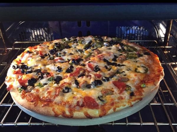 How To Keep Pizza Warm In Oven?