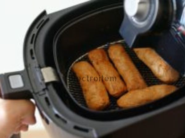 Cake-Maker-Home-19 How To Reheat Egg Rolls In Air Fryer? Comprehensive Guide 2023