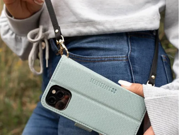 iPhone-Case-with-Strap-2 iPhone Case with Strap: The Perfect Blend of Style and Functionality